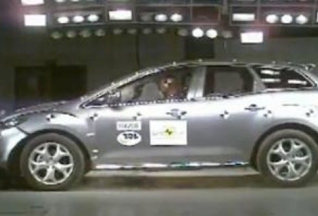 VIDEO: Mazda CX-7, doar 4 stele la Euro NCAP
