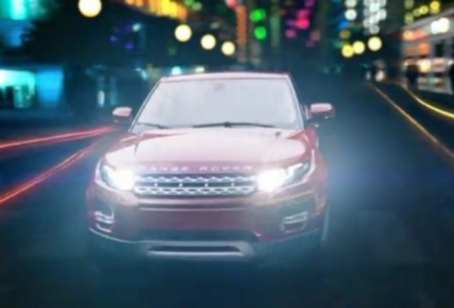 VIDEO: Land Rover promoveaza noul Evoque cu cinci usi