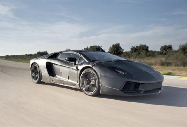 Lamborghini are deja 50 de comenzi pentru Aventador!