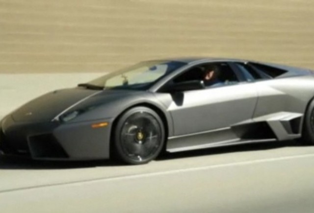 VIDEO: Lamborghini-ul Reventon ajunge in garajul lui Jay Leno