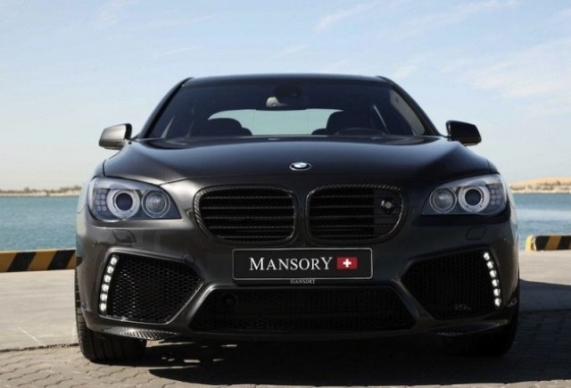 Mansory a pus mana pe BMW Serie7