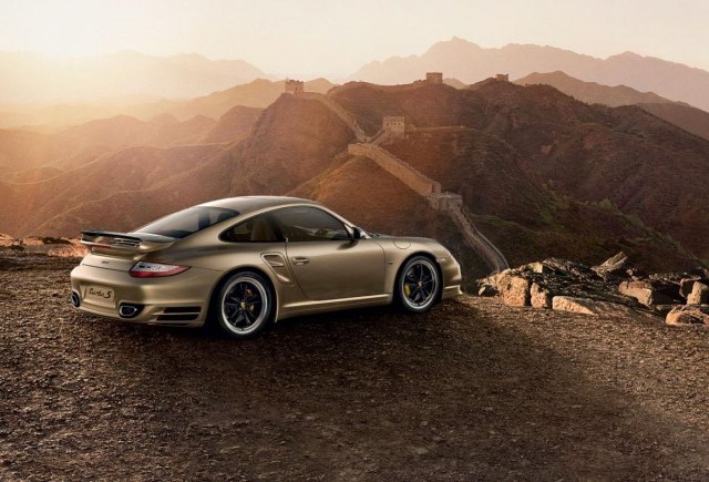 Porsche a prezentat 911 China 10th Anniversary Edition