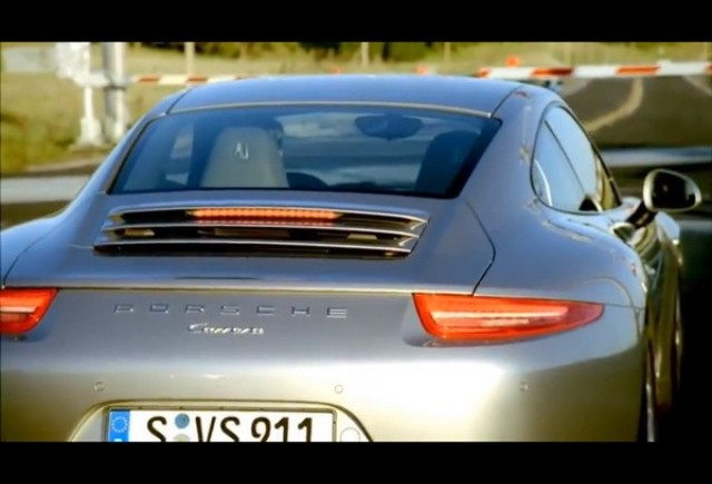 VIDEO: 3 noi videoclipuri Porsche 911