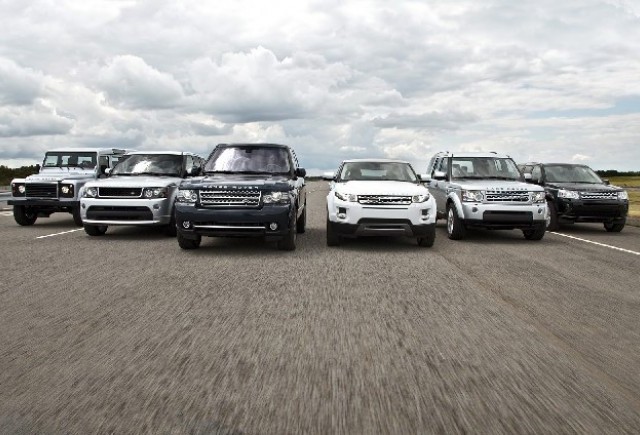 Land Rover a luat 54% din voturi pentru cel mai bun 4x4