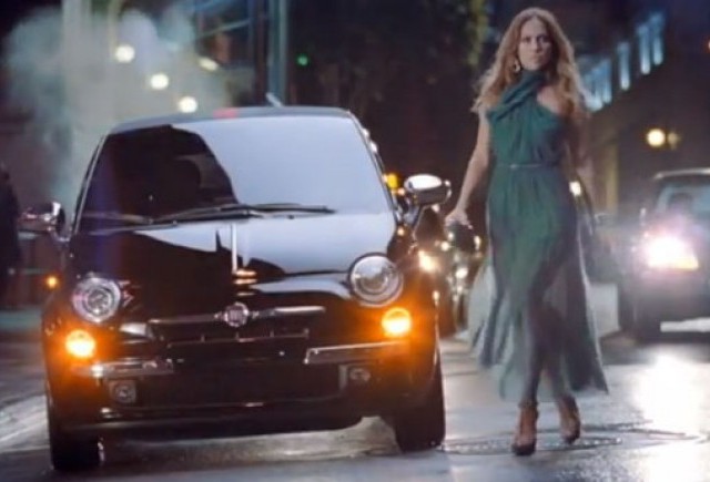 VIDEO: Fiat 500C Gucci Edition cu J.Lo
