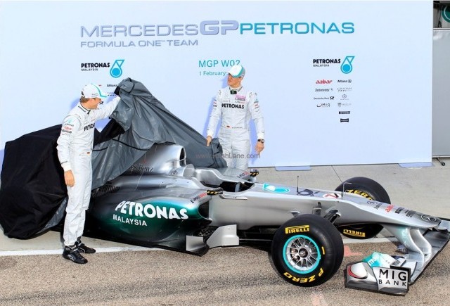 Masinile Mercedes-GP devin Silver Arrows
