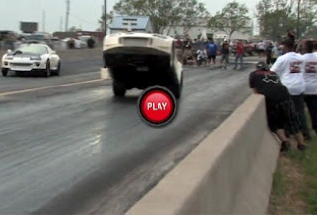VIDEO: Pe doua roti cu o Honda S2000