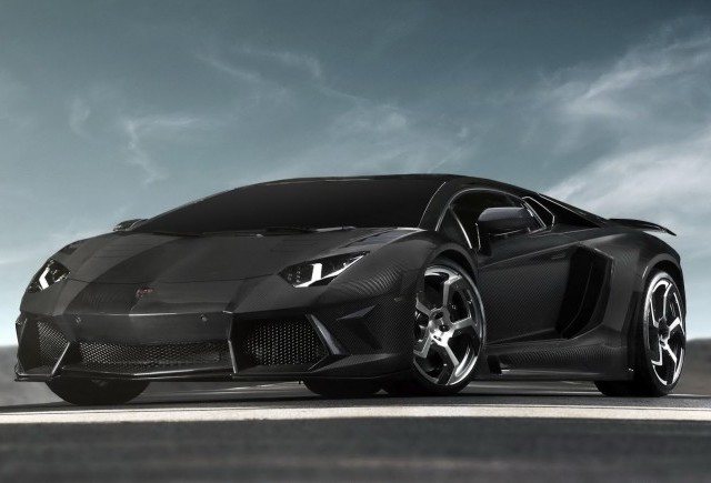 TUNING: Lamborghini Aventador imbracat in totalitate in fibra de carbon