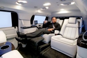 TUNING: Cadillac Escalade transformat intr-un birou de lux