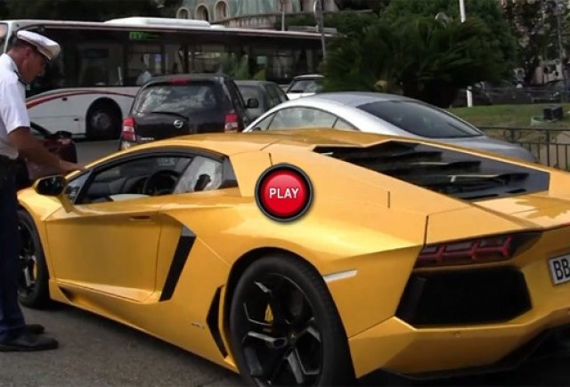 Unui politist din Monaco nu ii place sunetul produs de Lamborghini Aventador