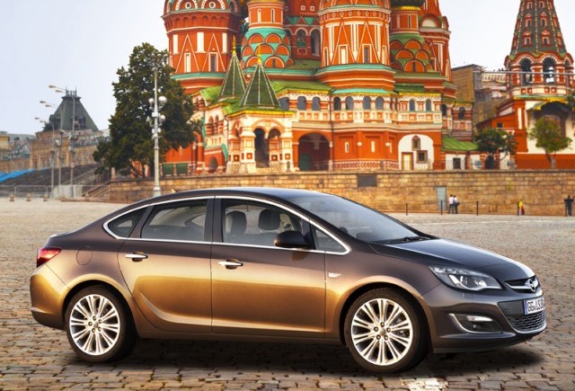 Opel celebreaza patru premiere mondiale la Moscova