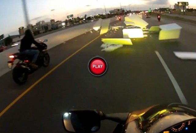 VIDEO: Polistirenul expandat dauneaza grav motociclistilor