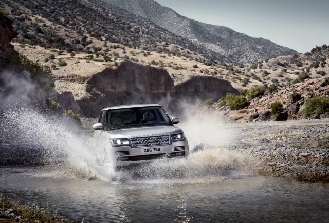 Imagini noi cu noua generatie Range Rover