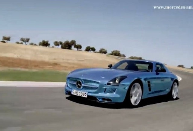 VIDEO: Mercedes SLS AMG Electric Drive in actiune