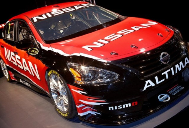 Nissan a lansat Altima V8 Supercar