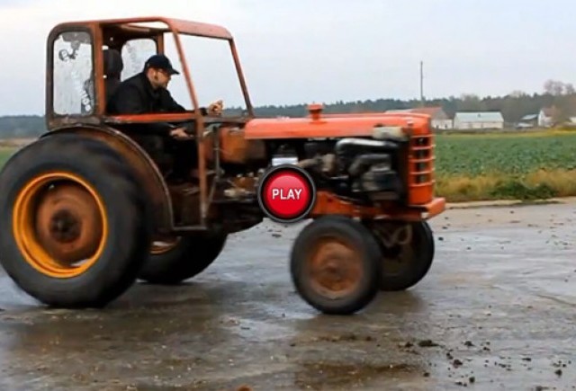 VIDEO: Un tractor numit Teroare
