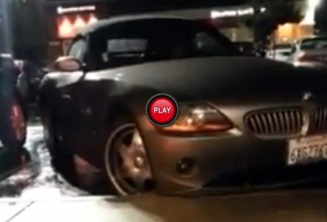 VIDEO: Iata cum nu ar trebui sa iesi dintr-o parcare
