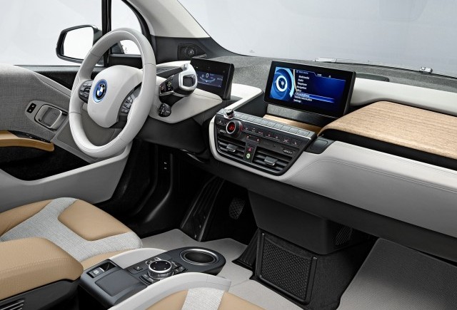 BMW i3 câştigă premiul Automotive Interiors Expo 2014
