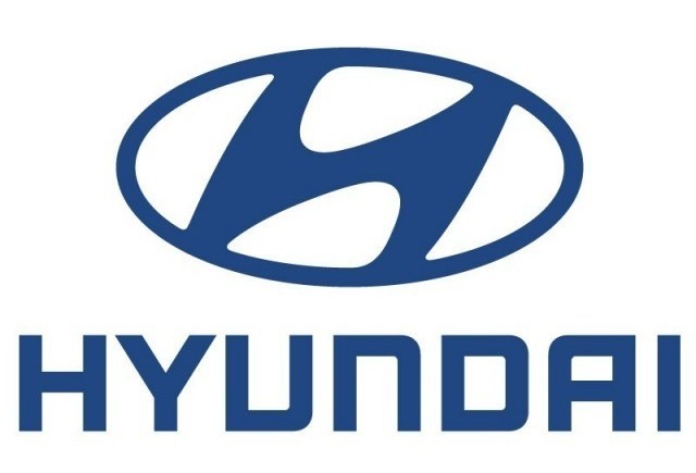 Hyundai i20-blue - Fratiorul din umbra
