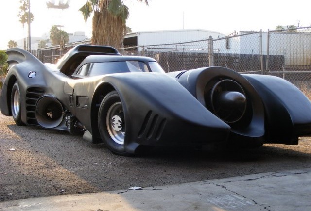 Replica la masina lui Batman