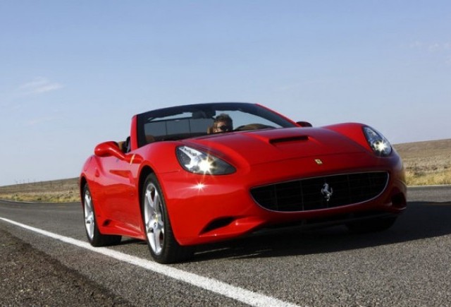 Ferrari vinde excelent in Romania