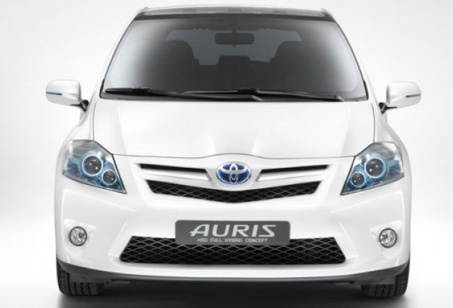 Toyota prezinta Auris Hybrid la Frankfurt
