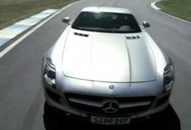 Galerie Video: Noul Mercedes SLS AMG, din toate unghiurile