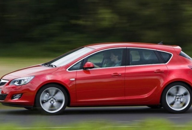 Opel Astra a castigat Volanul de Aur