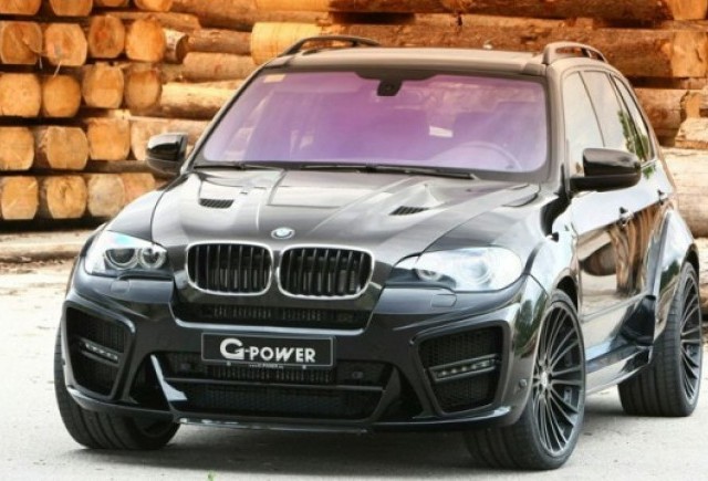 BMW X5 Typhoon Black Pearl cu 625 CP si 700 Nm