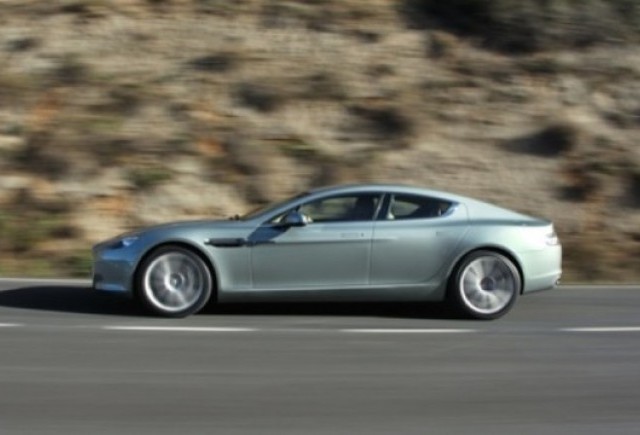 VIDEO: Aston Martin Rapide prezentat in Valencia