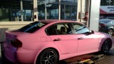 Un BMW Seria 3, roz, din Romania!28275