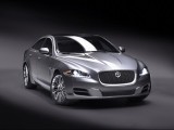 Jaguar este tinut pe loc de Ford28115