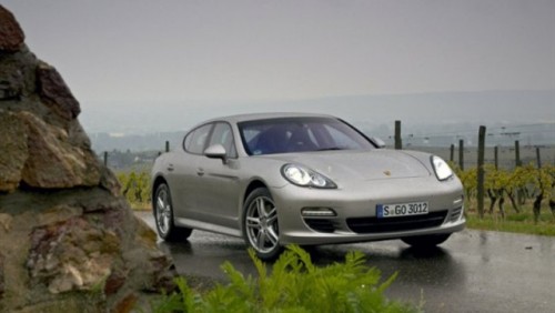 Porsche va lansa un Panamera hibrid in 201127547