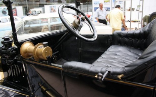 Galerie Foto: Bucharest Classic Car Show (1)25876
