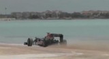 VIDEO: Red Bull aduce Formula 1 pe plaja25474