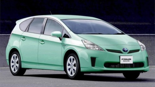 Toyota pregateste un model Prius cu sapte locuri25430
