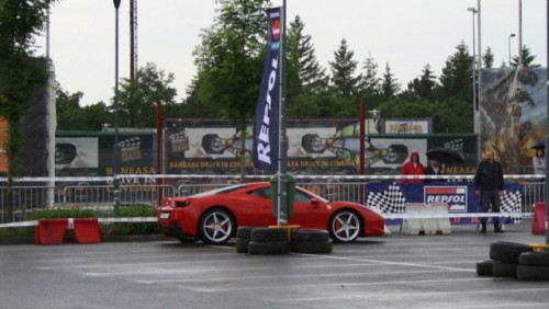 Galerie Foto: Fisichella a facut o demonstratie cu Ferrari 458 Italia in Romania25371