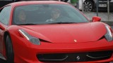 Romanii cumpara anual 25 de masini Ferrari25296