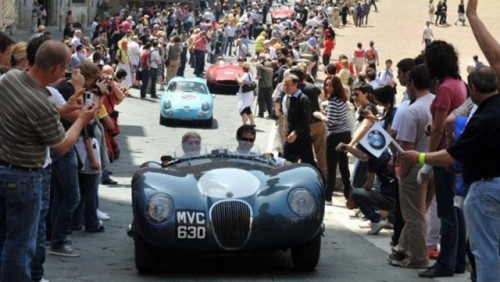 Jaguar sarbatoreste 75 de ani cu o prezenta consistenta la Mille Miglia24643