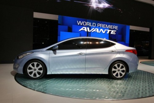 Hyundai a prezentat noul Elantra24339