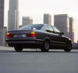 BMW prezinta in imagini istoria lui Seria 523493