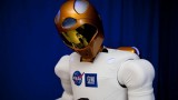 NASA si GM au creat un robot umanoid pentru misiunile spatiale23454