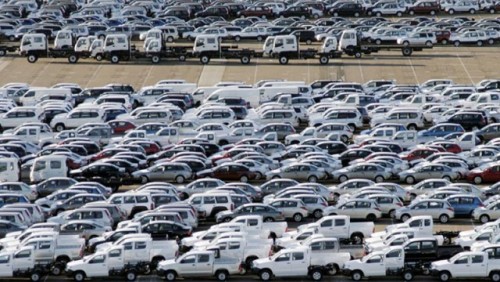 Declinul vanzarilor de vehicule a redus afacerile din comert cu 22%23328
