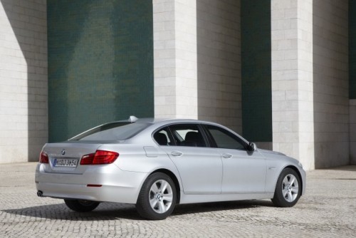 OFICIAL: BMW Seria 5 cu ampatament marit23012