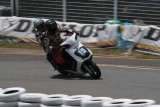 VIDEO: Competitie neobisnuita cu scutere22472