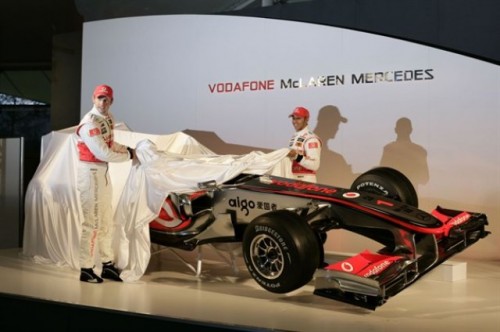 McLaren a prezentat monopostul de Formula 1 din 201019281