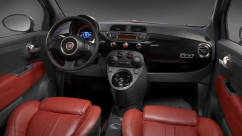 Detroit LIVE: Fiat 500 BEV18485
