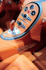Bugatti Veyron: 3 noi editii speciale doar pentru Orientul Mijlociu17857