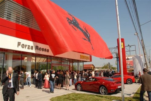 15 Ferrari-uri alocate pentru 2010, rezervate deja de romani16390