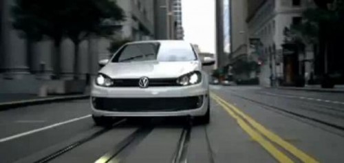 VIDEO: Un nou promo la VW Golf GTI13891